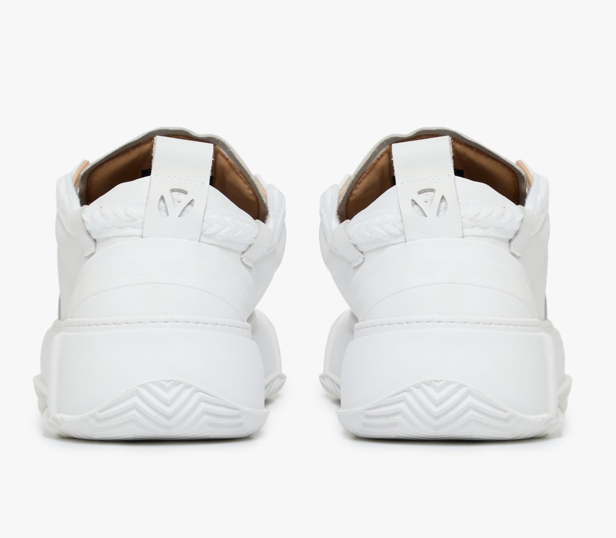 VALABASAS "VISION" WHITE LEATHER LOW TOP (VLBS-100LOW)