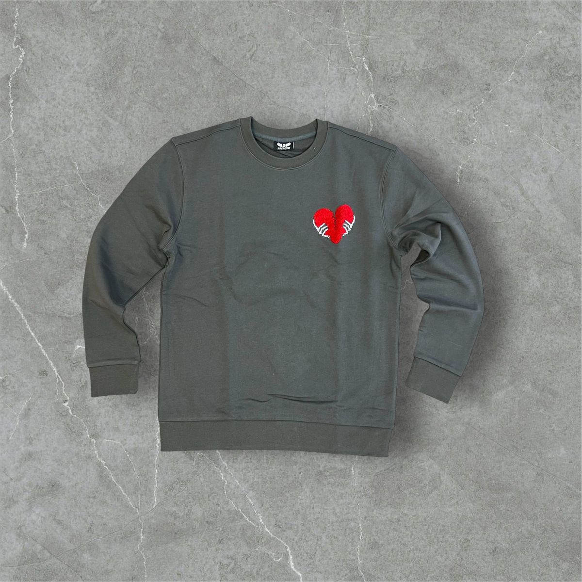 Reelistik Heart Club Crew Neck Charcoal