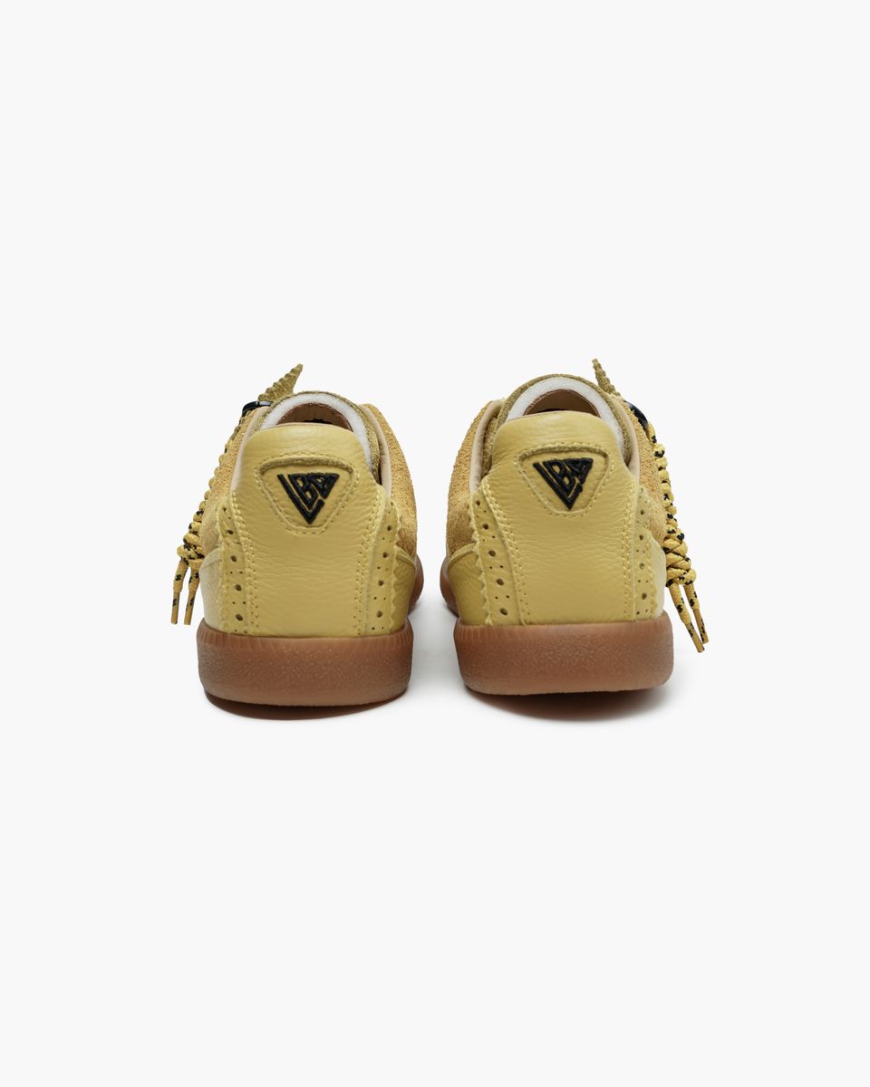 Valabasas "Able " Suede Yellow Shoes