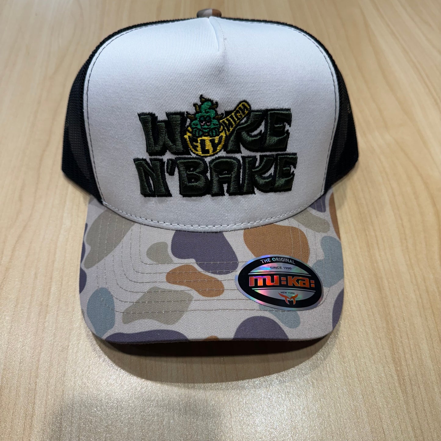 Muka Waken White/Camo Trucker Hat