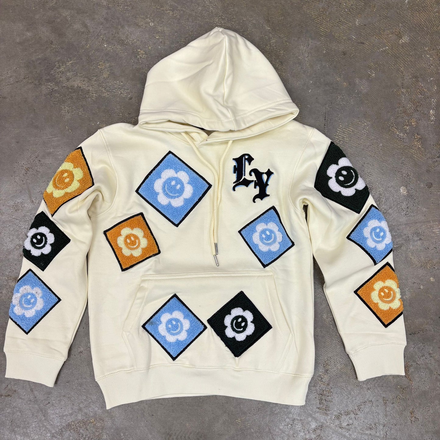 Focus Patch Ivory Hoodie "Boys"